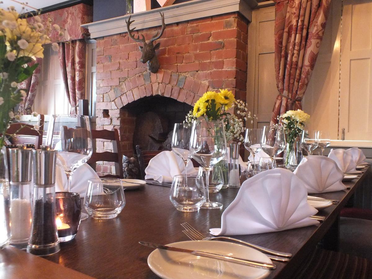 Devonshire Arms Inn Cracoe Bagian luar foto