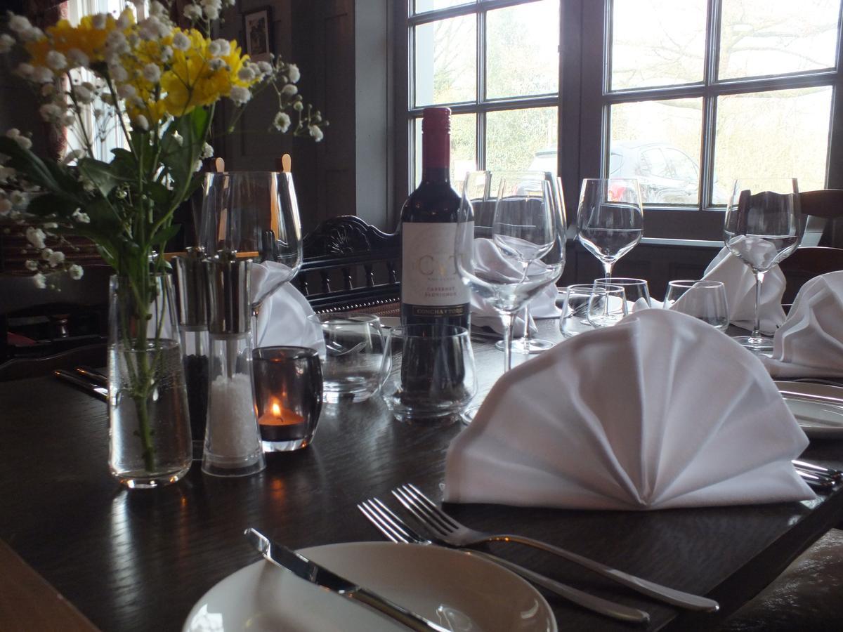 Devonshire Arms Inn Cracoe Bagian luar foto