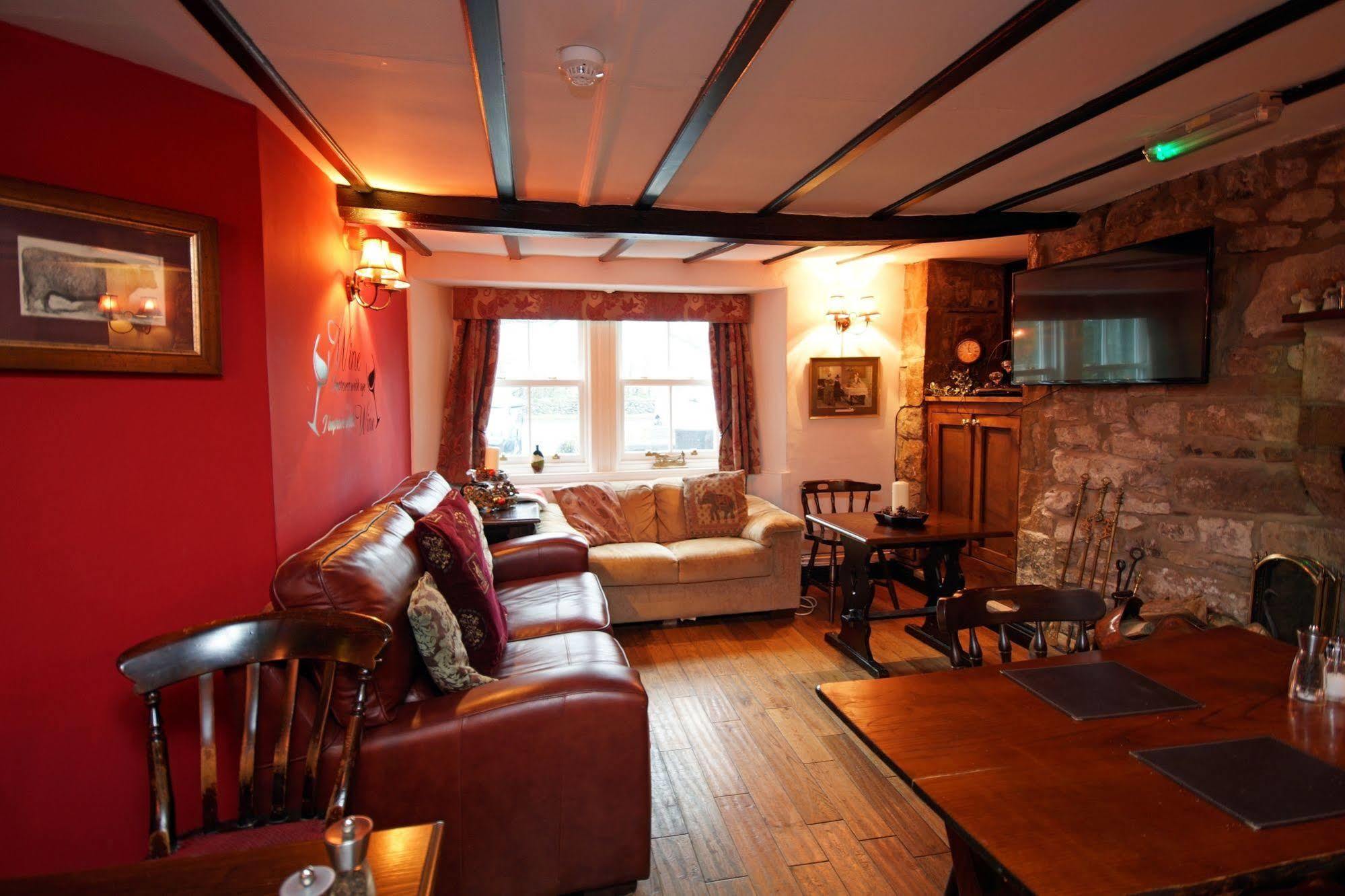 Devonshire Arms Inn Cracoe Bagian luar foto