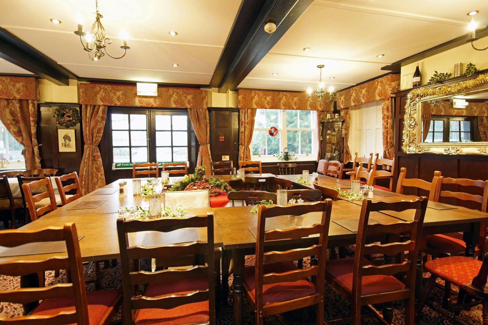 Devonshire Arms Inn Cracoe Bagian luar foto