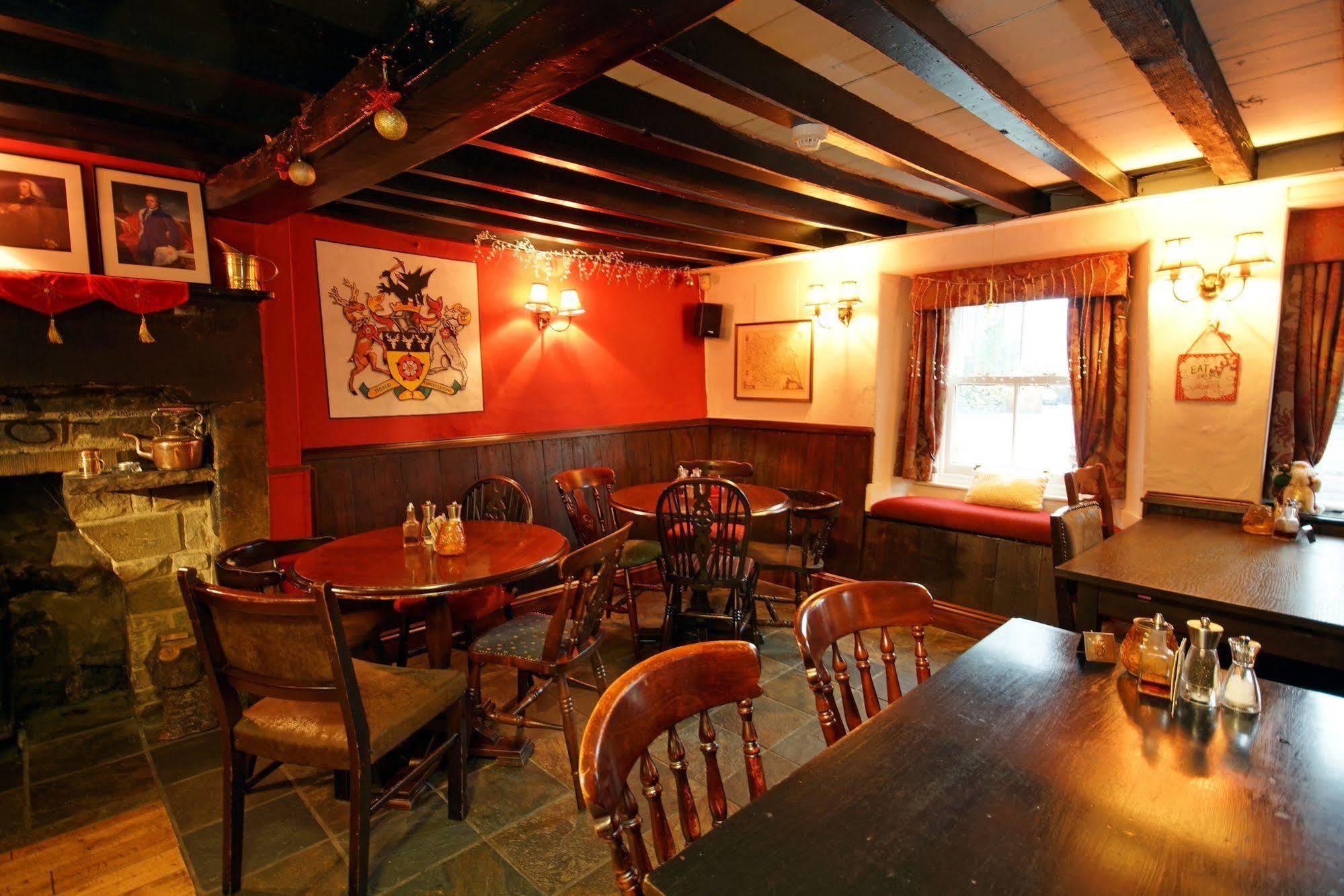 Devonshire Arms Inn Cracoe Bagian luar foto
