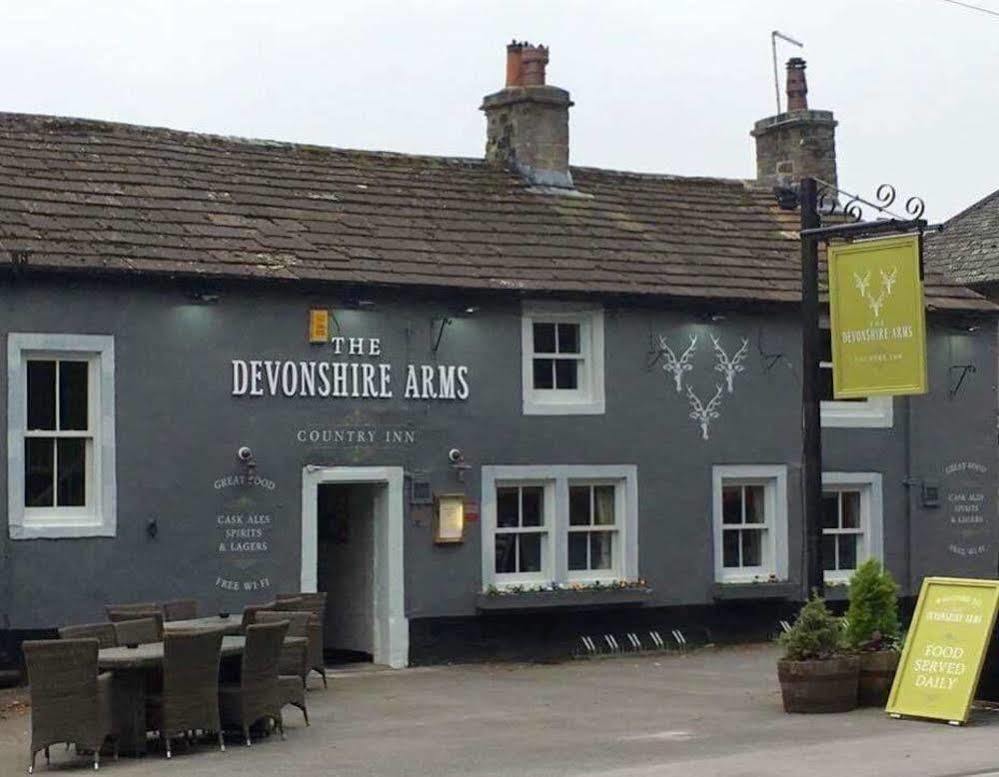 Devonshire Arms Inn Cracoe Bagian luar foto